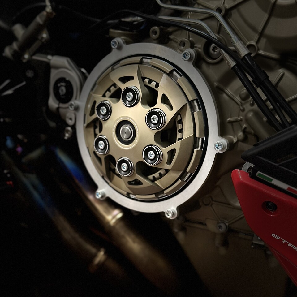 V4 DRY SLIPPER CLUTCH